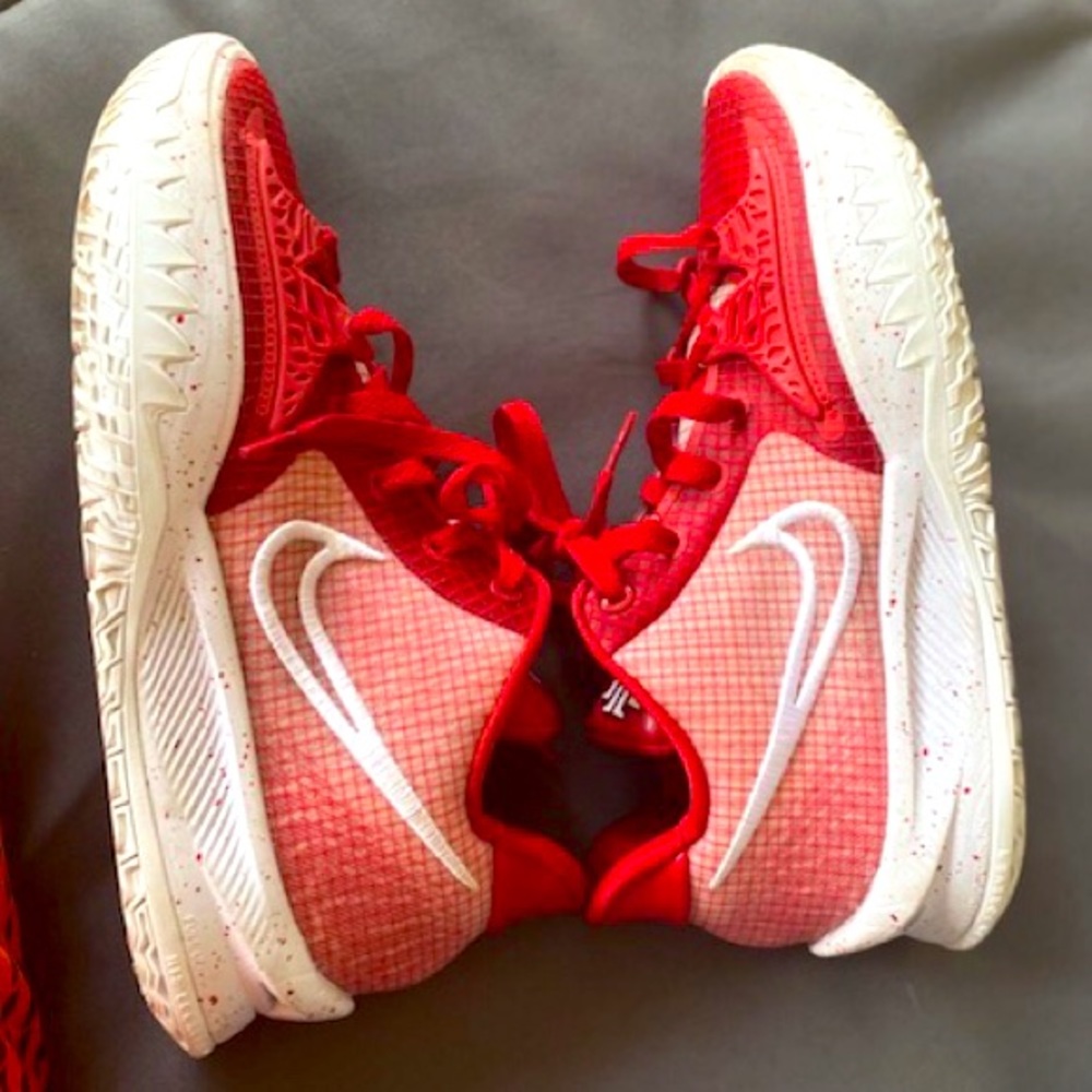 Kyrie low 4 TB “ University Red Basketball Shoe SIZE 8.5